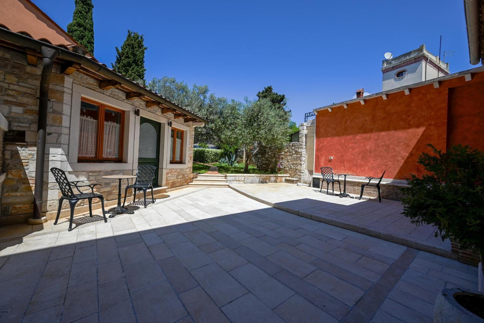 Casa Degli Artisti Hotel Rovinj Exterior photo